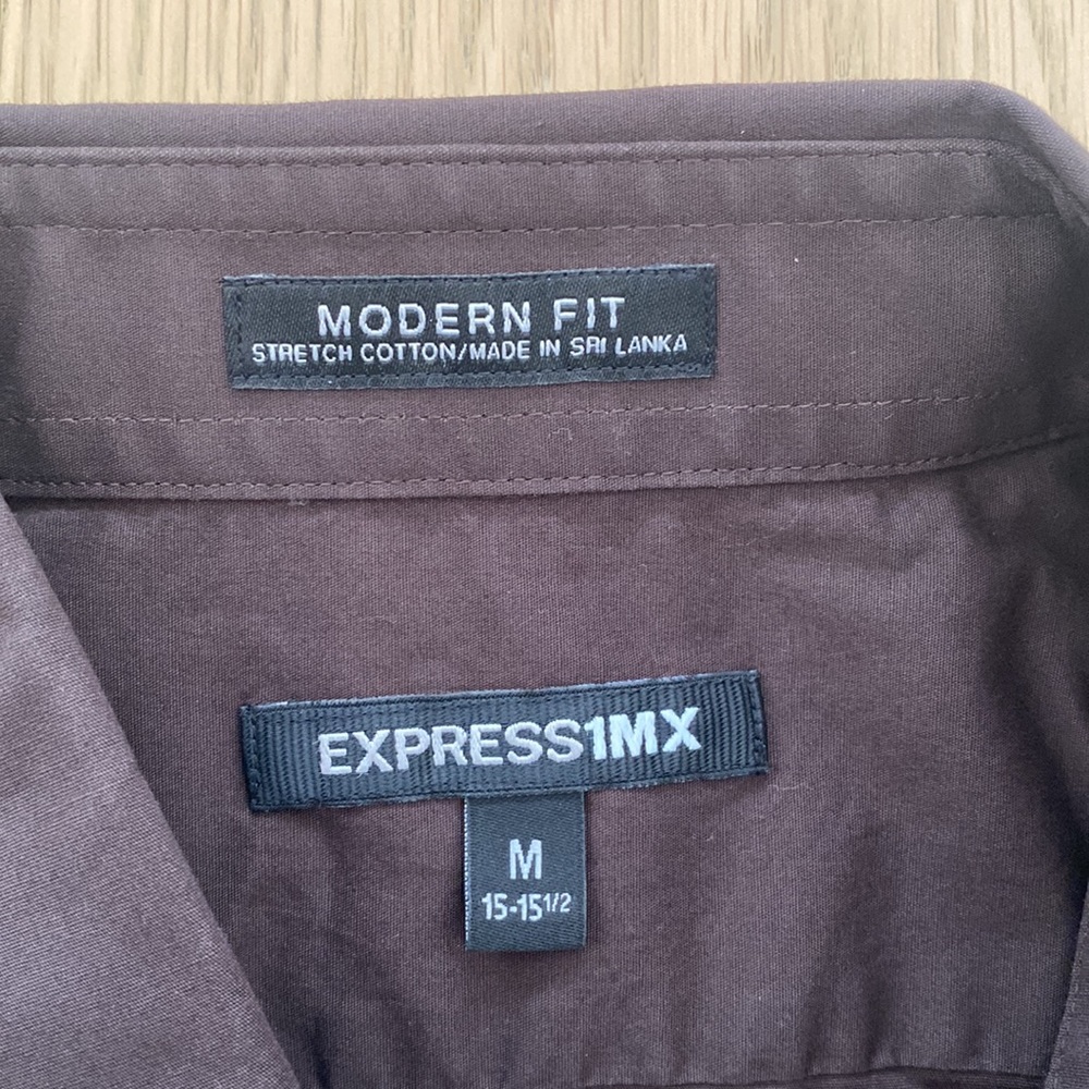 Express “Modern Fit” Button Down. Size: M - image 2